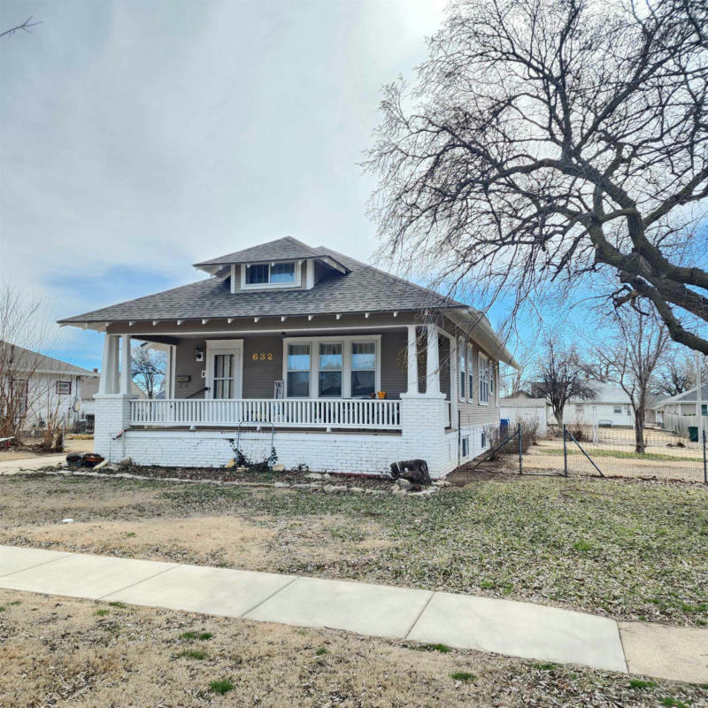 632 E 7TH ST, RUSSELL, KS 67665, photo 1 of 46